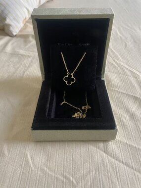 Van Cleef & Arpels Fashion Necklace